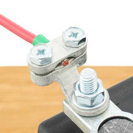 Kabeloog Messing Vertind 16mm2 Ø8mm Schroefaansluiting