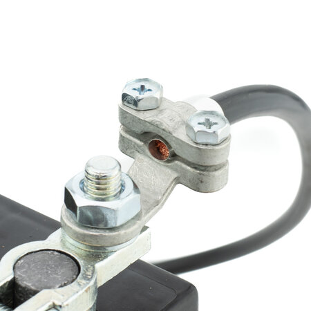 Kabeloog Messing Vertind 35mm2 Ø10mm Schroefaansluiting