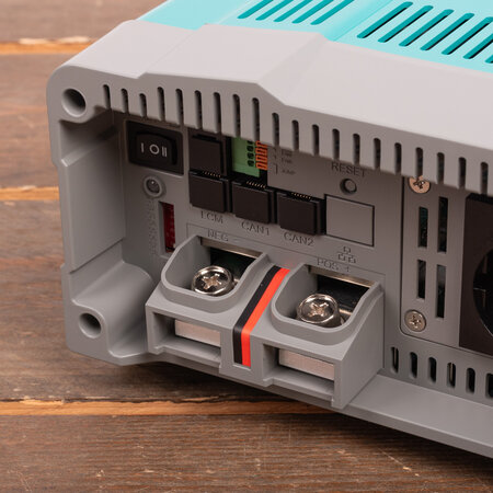 Mastervolt AC Master 12/3500 IEC (230 V)