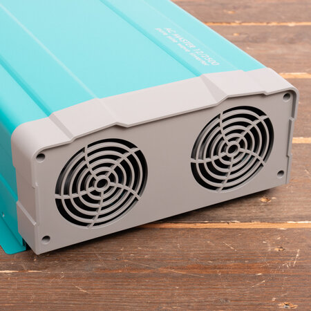 Mastervolt AC Master 12/2500 IEC (230 V)