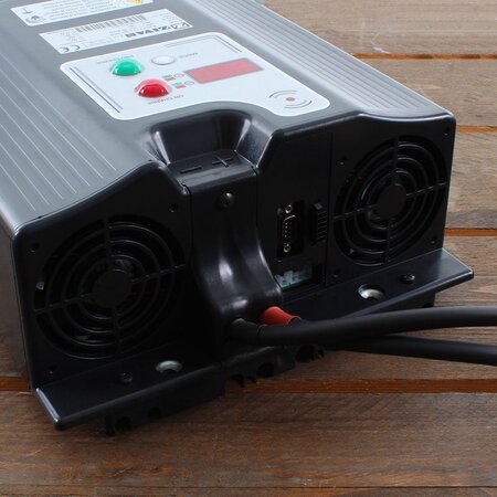 Zivan NG9PLUS Hoogfrequent Acculader 24V 200A