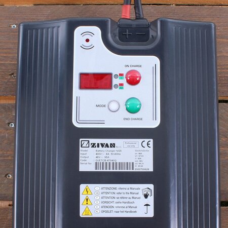 Zivan NG9PLUS Hoogfrequent Acculader 24V 200A