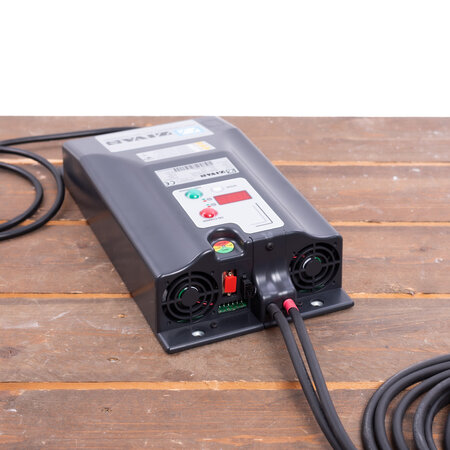Zivan NG3 Hoogfrequent Acculader 96V 25A CB