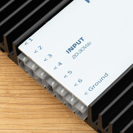 Xenteq PE 360TH Trekhaakomvormer 24V-12V