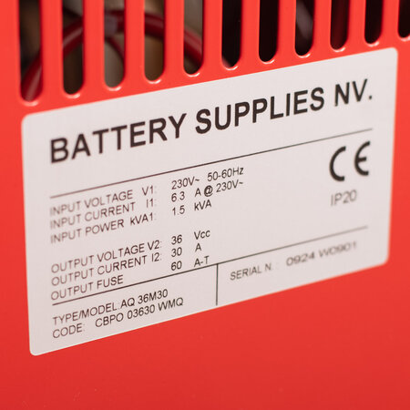 AQ-TRON AQ36M30 Acculader 36V 30A Wa