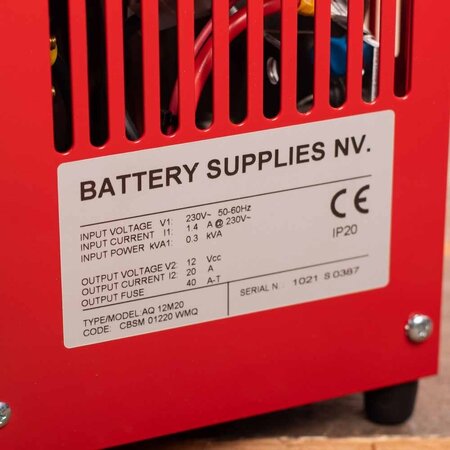 AQ-TRON AQ12M20 Acculader 12V 20A Wa