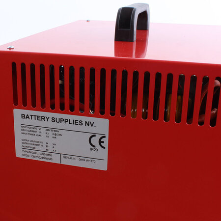 AQ-TRON AQ24M80 Acculader 24V 80A Wa