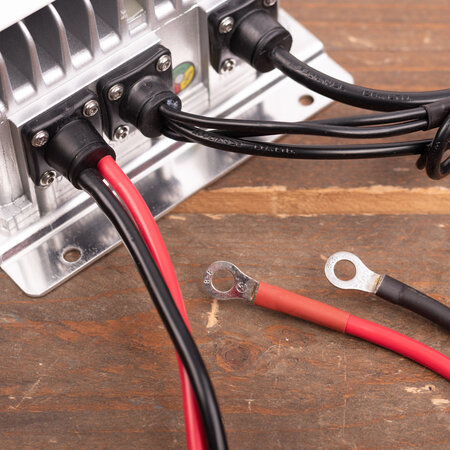 AQ-TRON Hoogfrequent Acculader 48V 30A - SLA