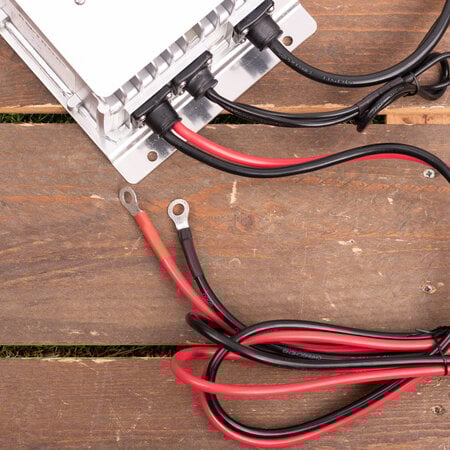 AQ-TRON Hoogfrequent Acculader 48V 30A - SLA