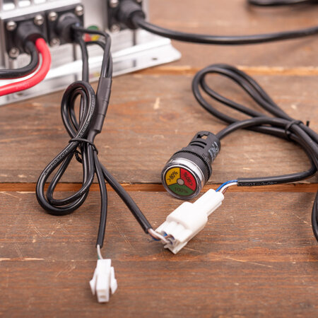 AQ-TRON Hoogfrequent Acculader 48V 30A - SLA