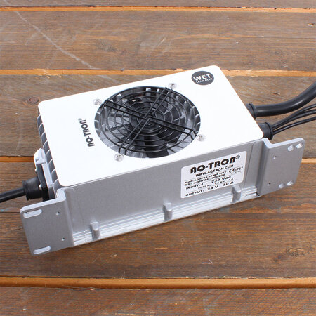 AQ-TRON Hoogfrequent Acculader 24V 20A - WET