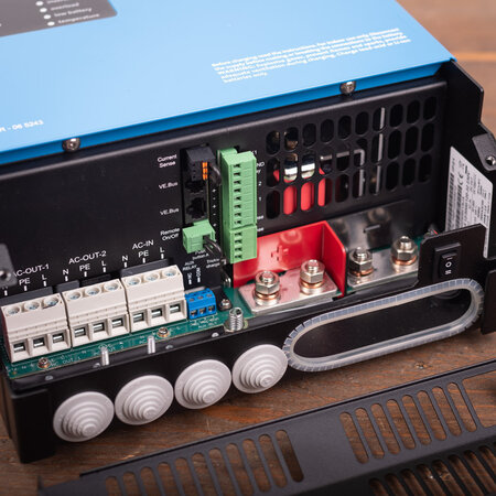 Victron MultiPlus-II 12/5000/220-50