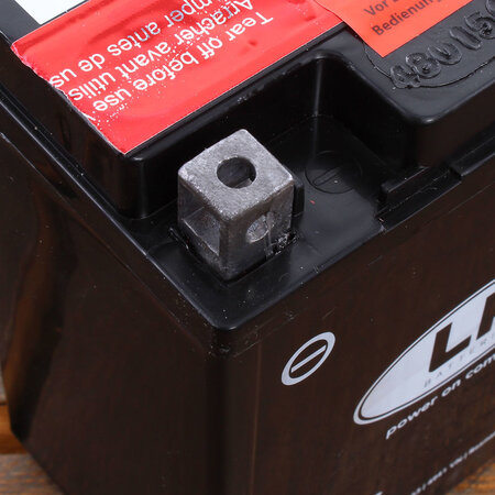 Landport Accu YTX7A-BS AGM 12V 6Ah (15 x 8,7 x 9,3 cm)