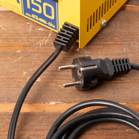 GYS acculader CA 150 | 12/24V 9/10A 500W