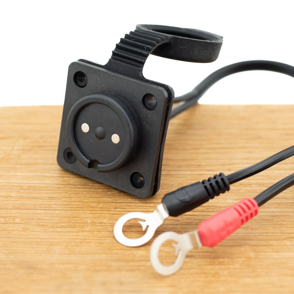 Magneetaansluiting accu exclusieve auto