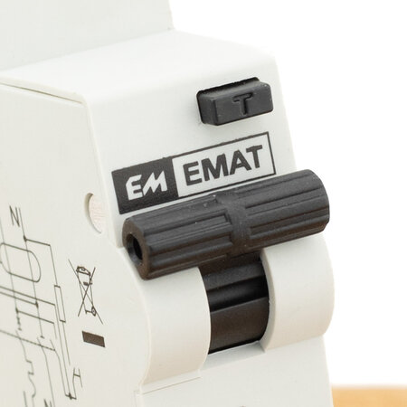 EMAT Aardlekautomaat B 25A 30mA 1P+N