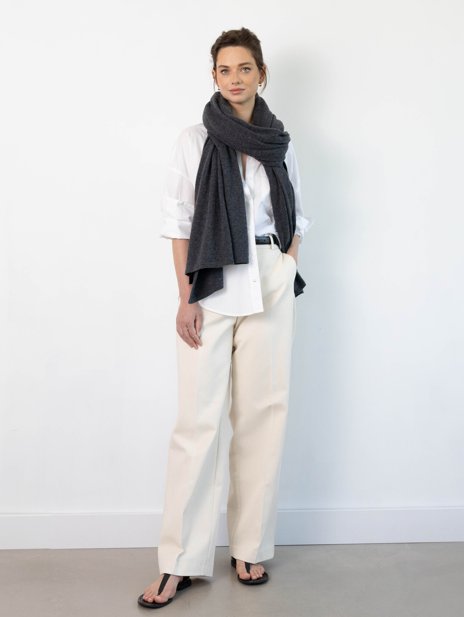C.O.S.Y by SjaalMania Cosy Chic Antracite