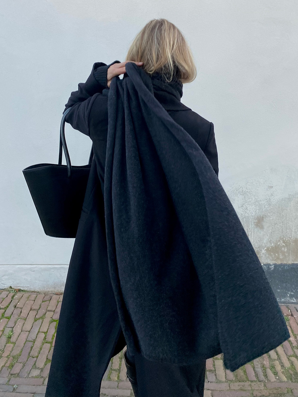 Cosy Chic Black Melee