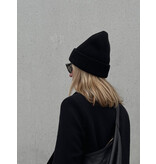 Cosy Beanie Solid Black Cosy Beanie Solid Black