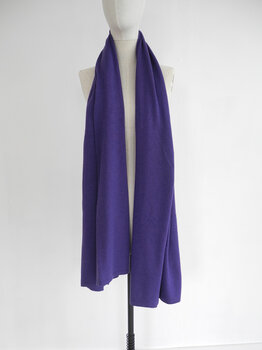 C.O.S.Y by SjaalMania Travel Light Wrap Violet