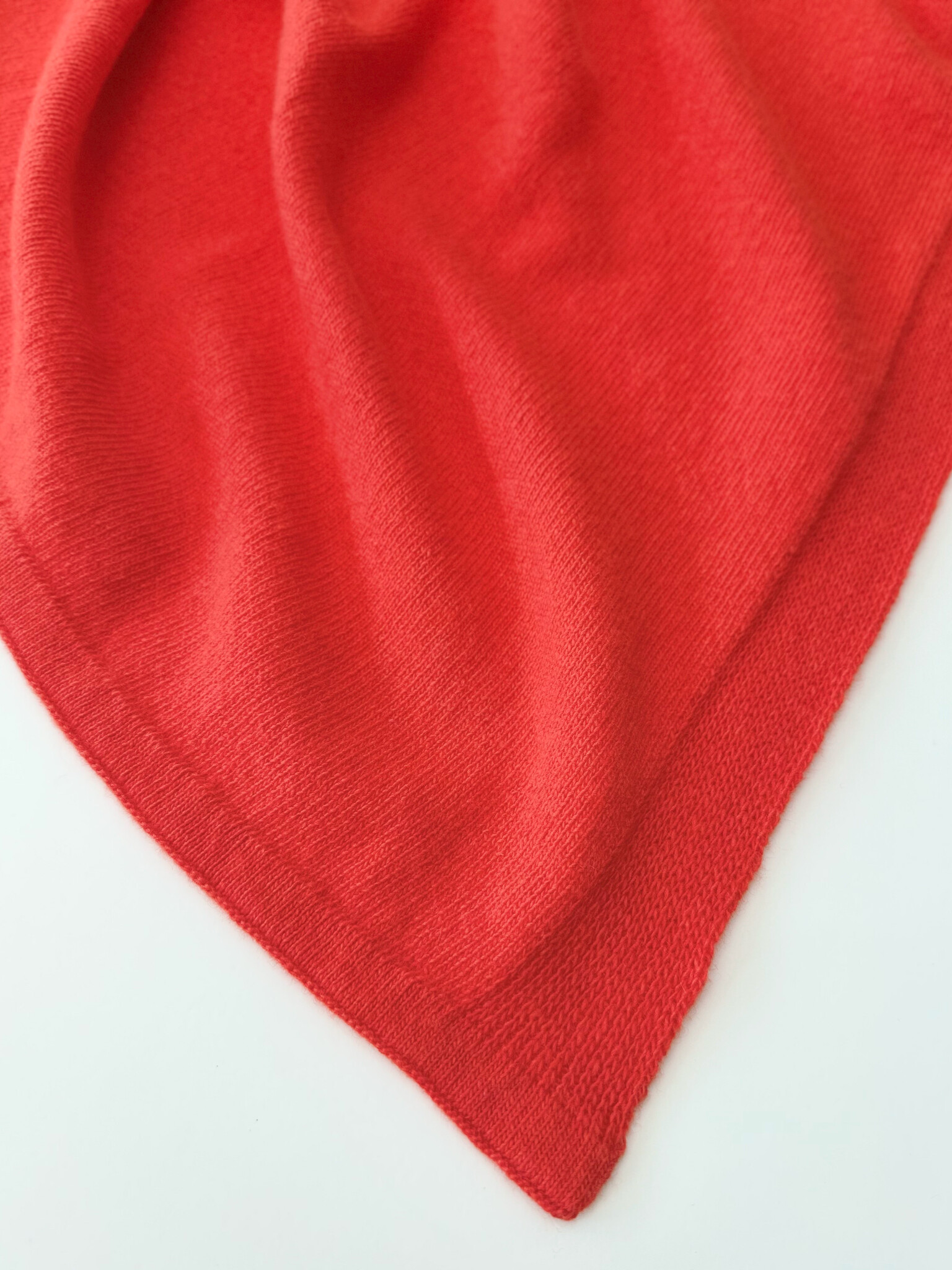 C.O.S.Y by SjaalMania Sjaal Cosy Short Poppy Red