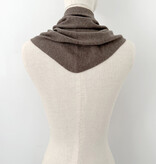 C.O.S.Y by SjaalMania Sjaal Cosy Triangle Dark Brown