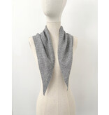 Sjaal Cosy Triangle Medium Grey