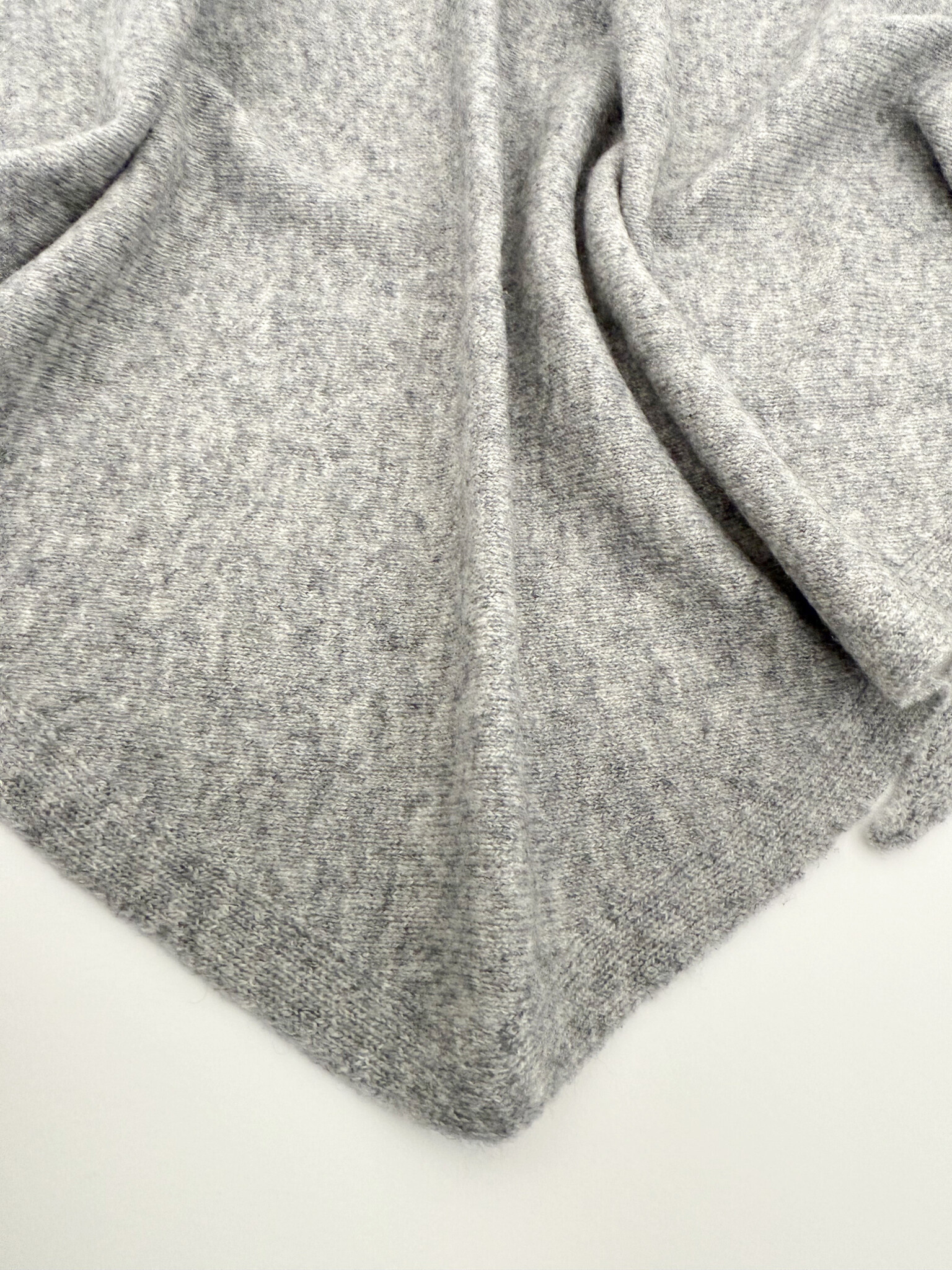 Sjaal Cosy Triangle Medium Grey