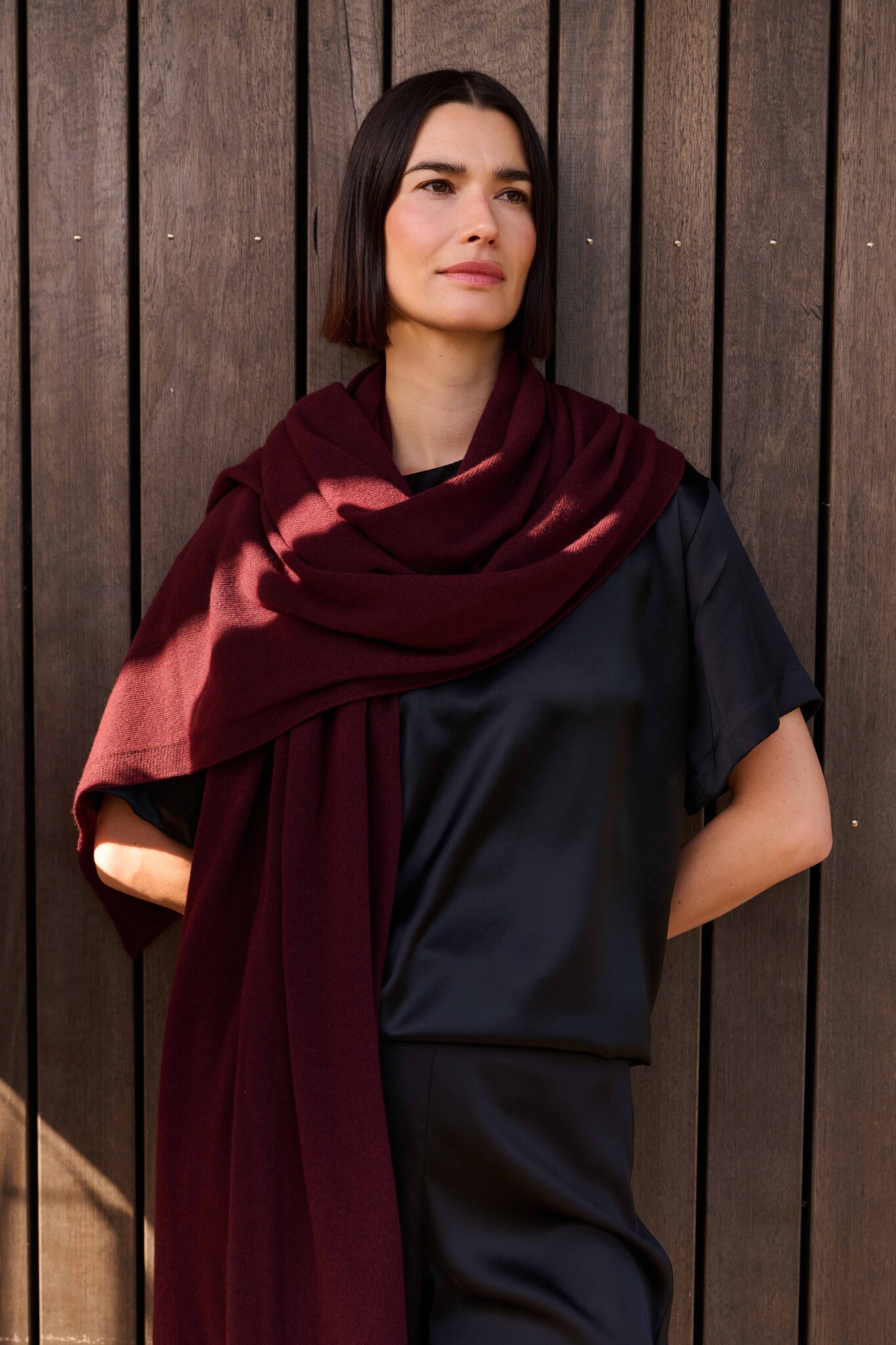 C.O.S.Y by SjaalMania Cosy Chic Dark Burgundy