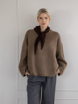 Cosy Triangle Scarf Small Hickory