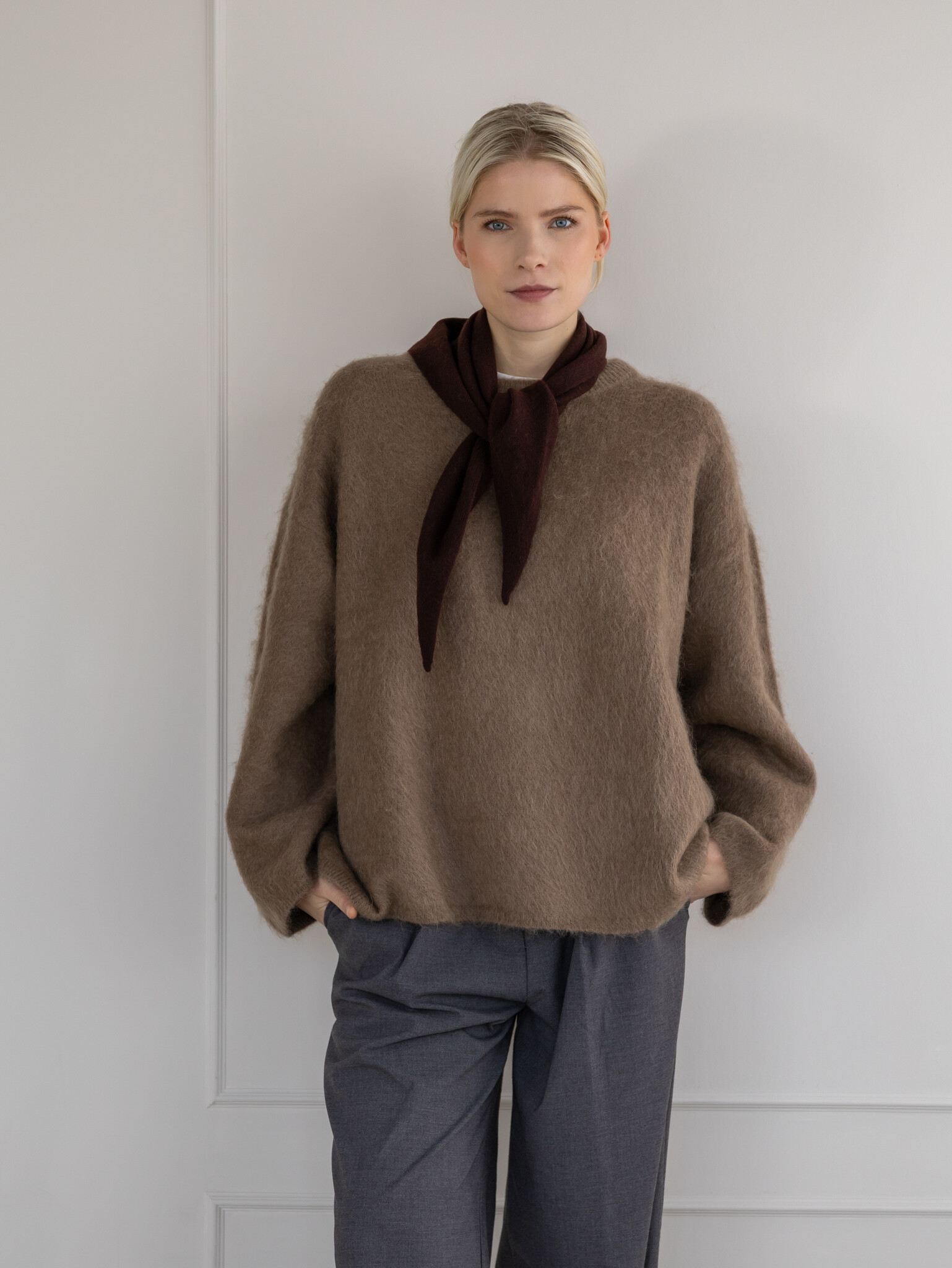 Cosy Triangle Scarf Small Hickory