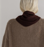Cosy Triangle Small Hickory