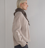 Cosy Triangle Scarf Small Dark Brown