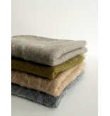 Cosy Triangle 100% Brushed Cashmere Olive