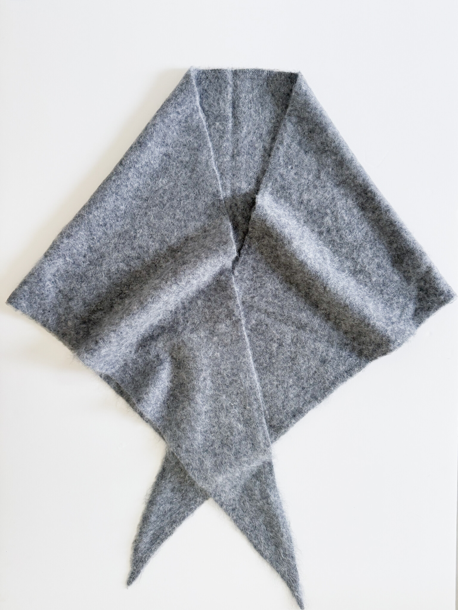 C.O.S.Y by SjaalMania Cosy Triangle 100% Brushed Cashmere Feather