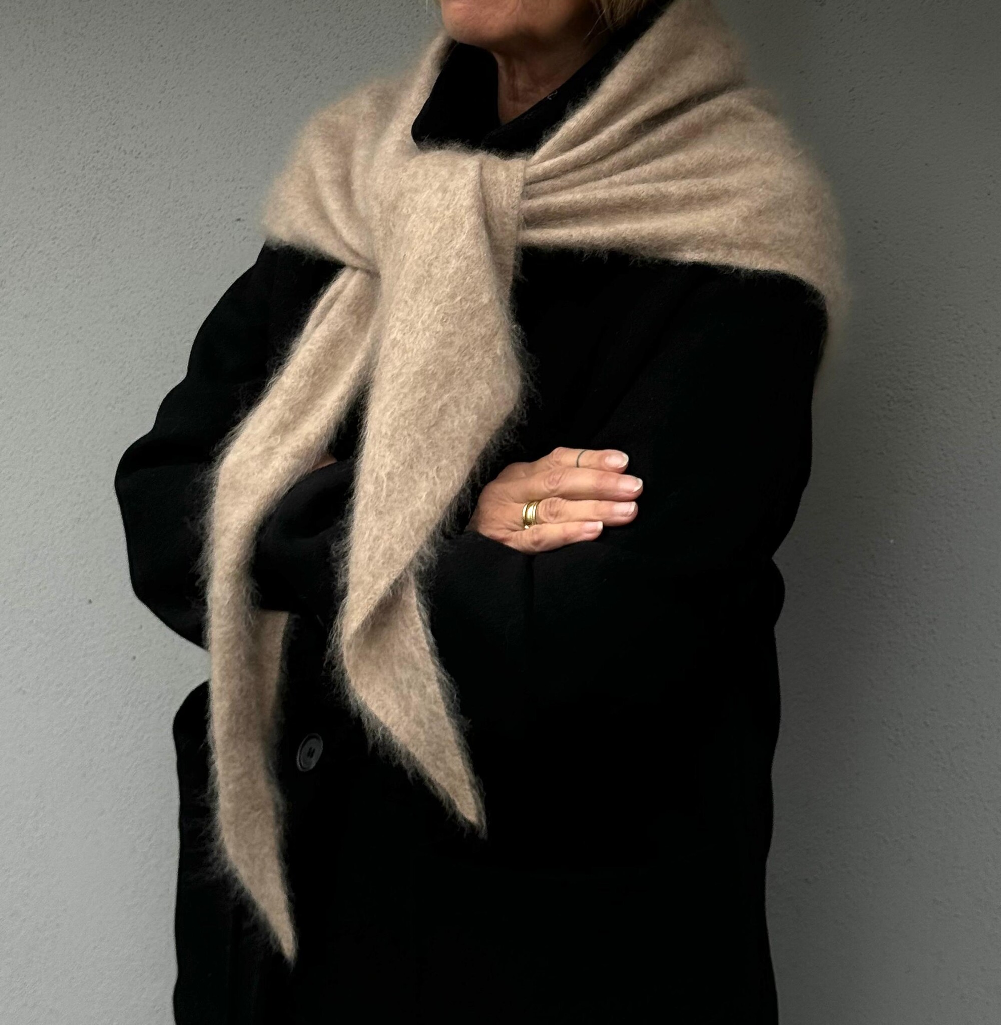 Cosy Triangle 100% Brushed Cashmere Autumn