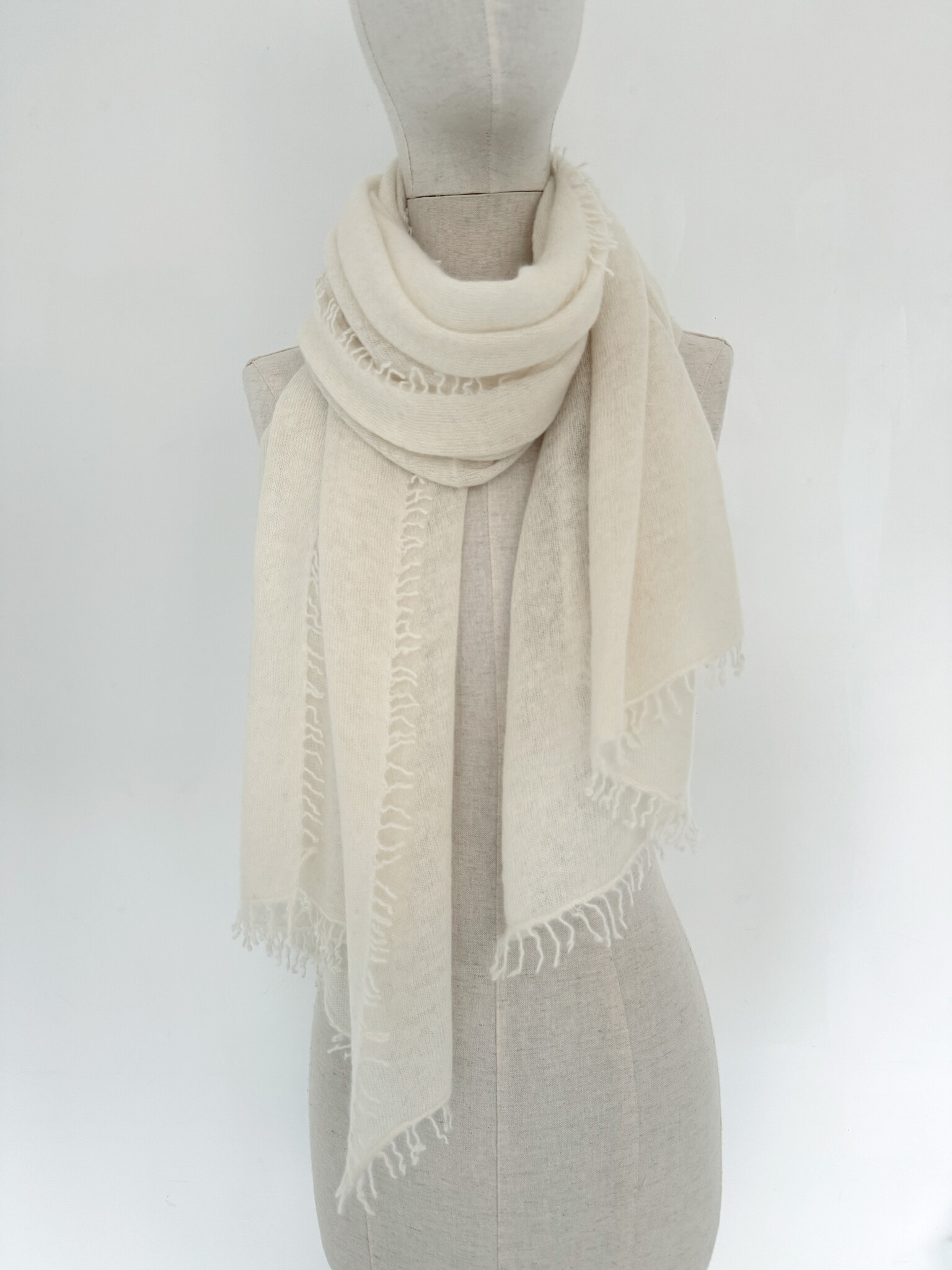 C.O.S.Y Sjaal Cosy Washed Cashmere Creamy