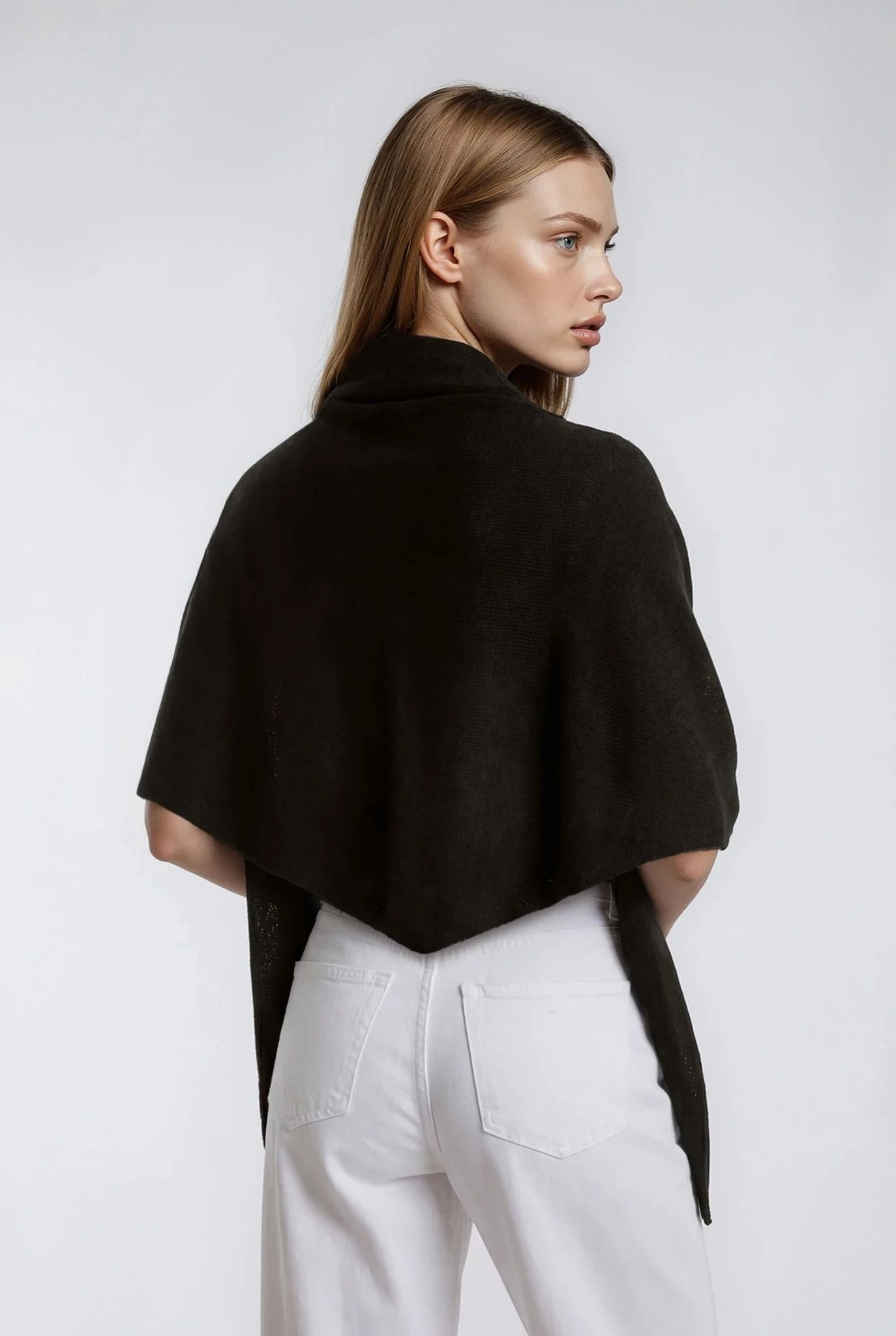 Cosy Chic Triangle Dark Brown