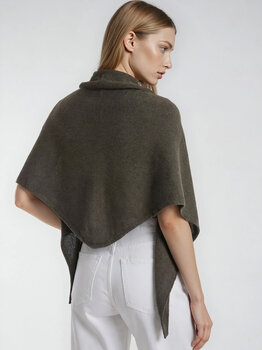Cosy Chic Triangle Olive