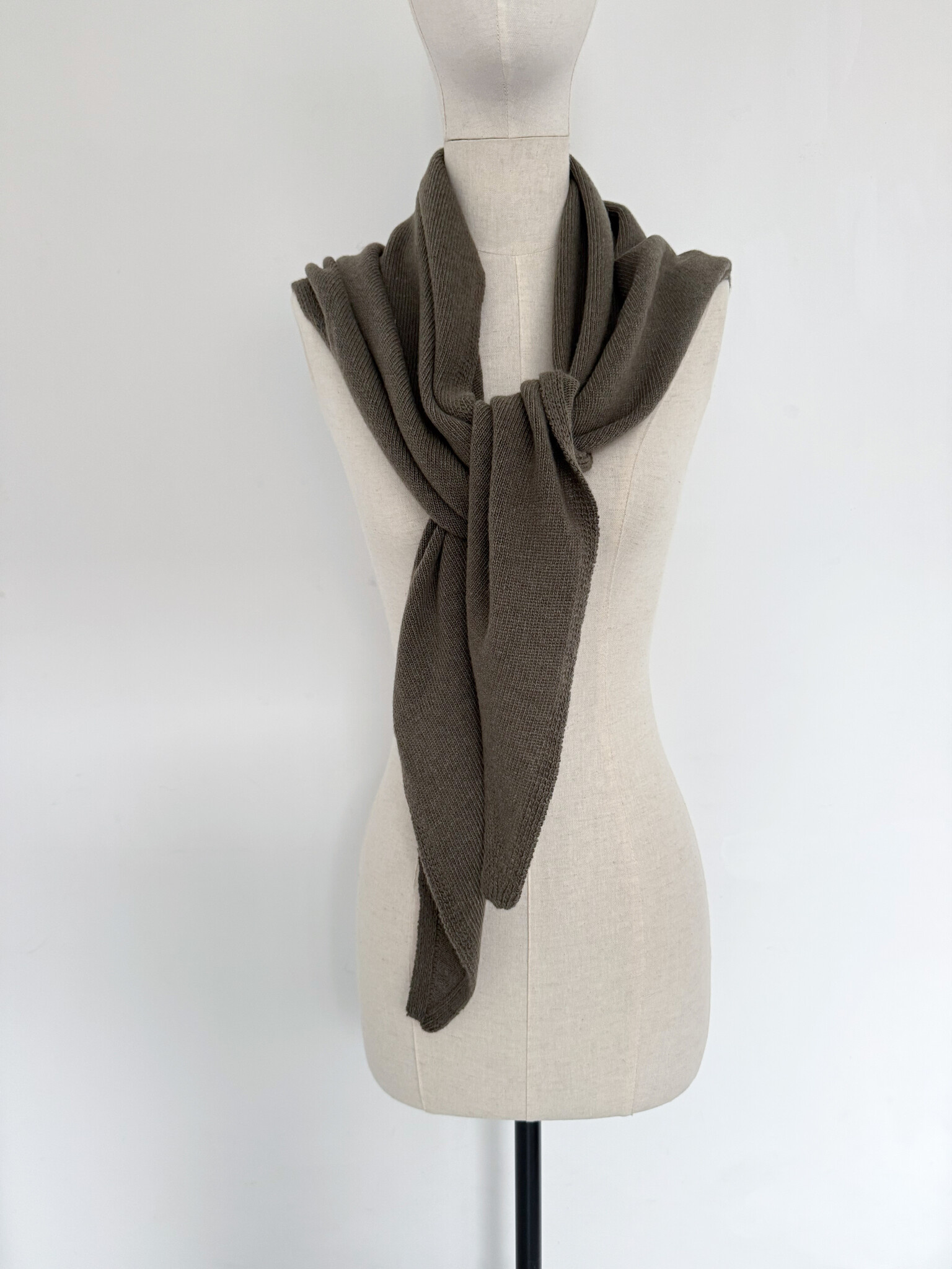 C.O.S.Y Cosy Chic Triangle Olive