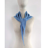 Cosy Triangle Scarf Small Azure/Maritime White