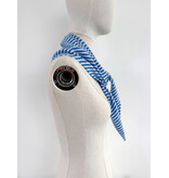 Cosy Triangle Scarf Small Azure/Maritime White