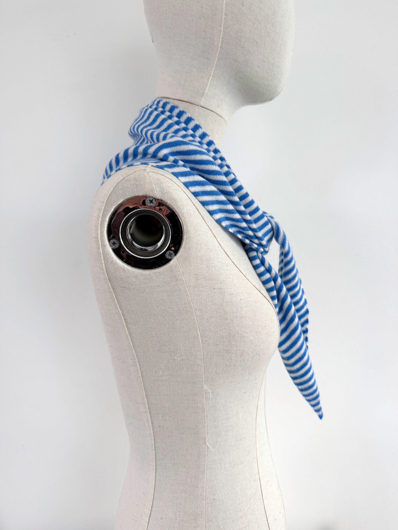 Cosy Triangle Scarf Small Azure/Maritime White