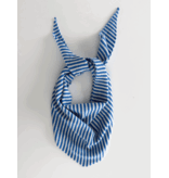 Cosy Triangle Scarf Small Azure/Maritime White