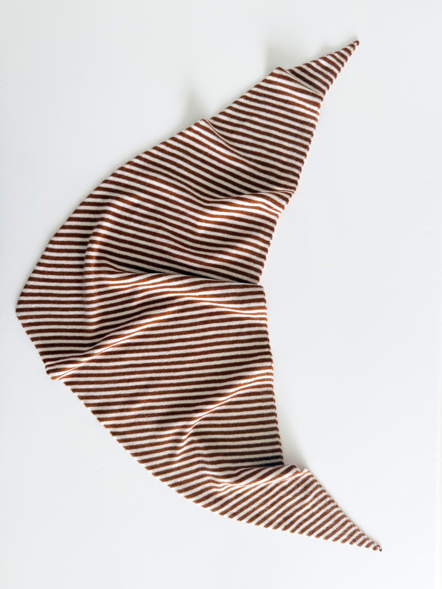 Cosy Triangle Scarf Small Shale/Maritime White