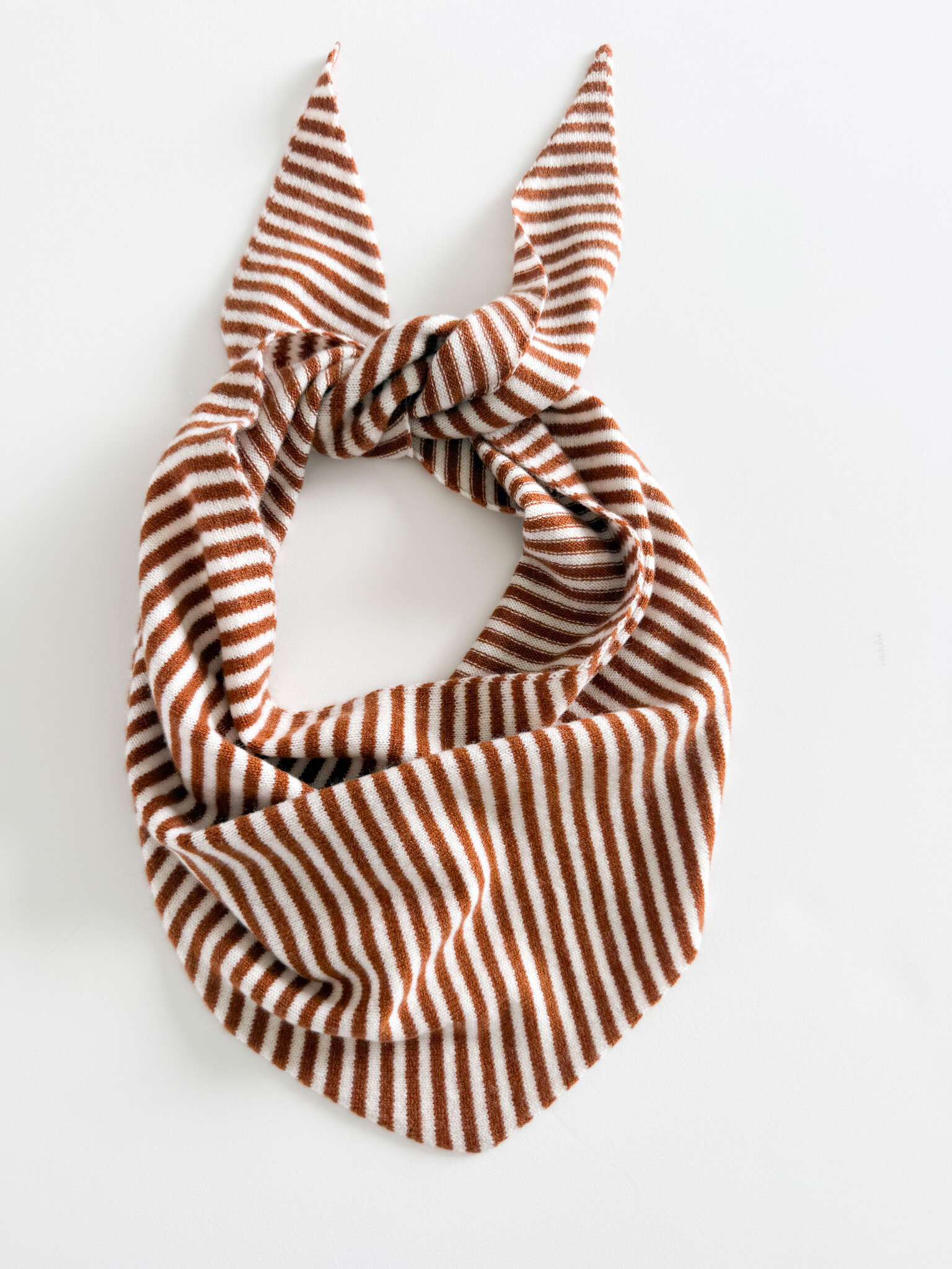 Cosy Triangle Scarf Small Shale/Maritime White