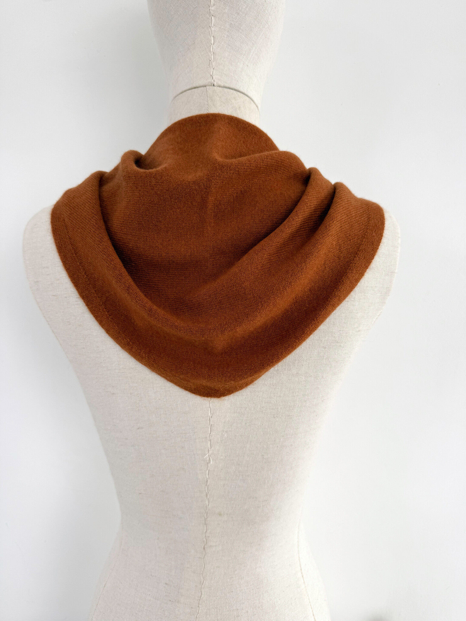 Cosy Triangle Scarf Small Shale