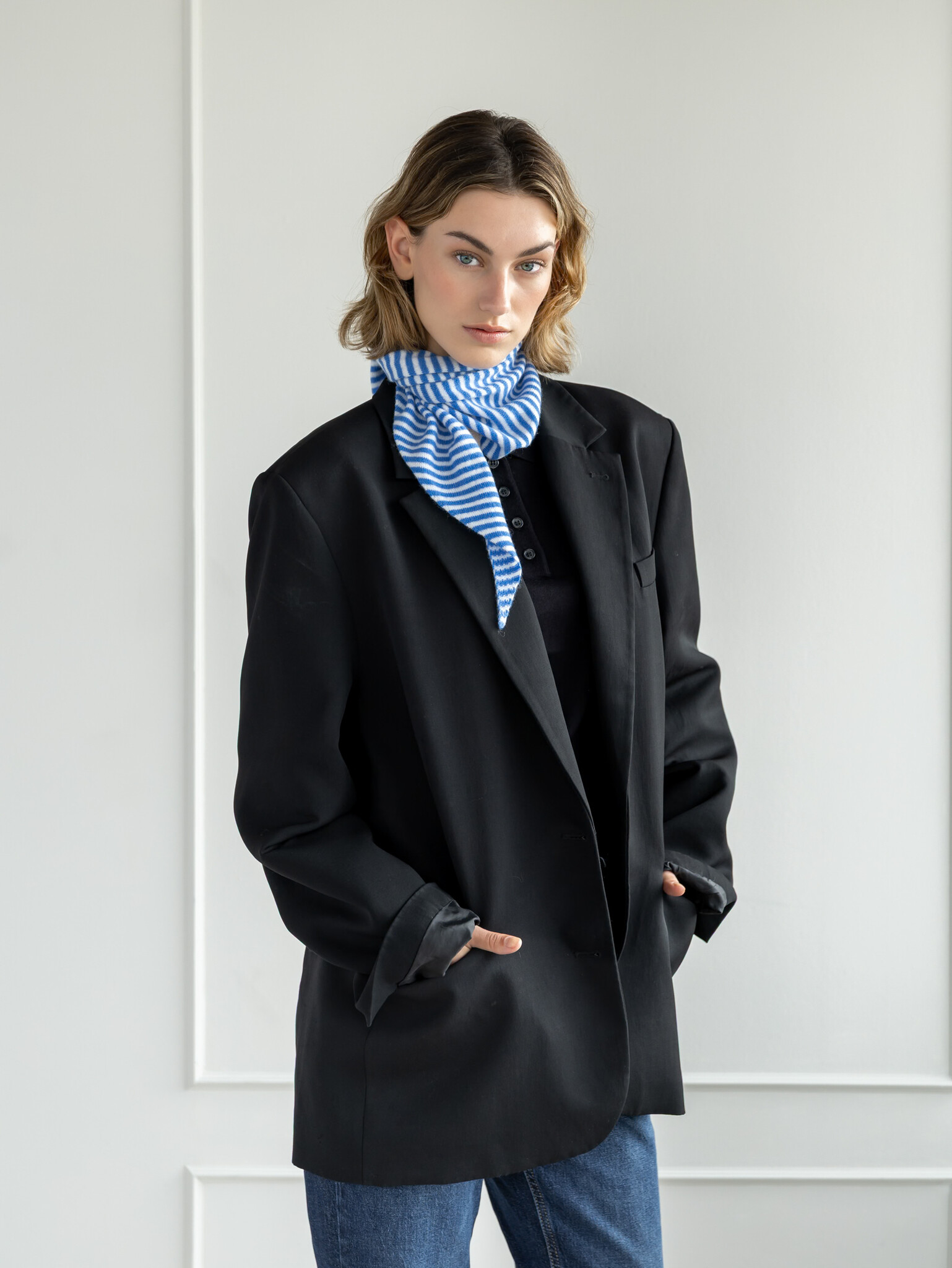 Cosy Triangle Scarf Small Azure/Maritime White