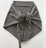 Cosy Chic Triangle  Light Sand - Solid Black