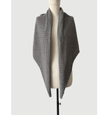 Cosy Chic Triangle  Light Sand - Solid Black